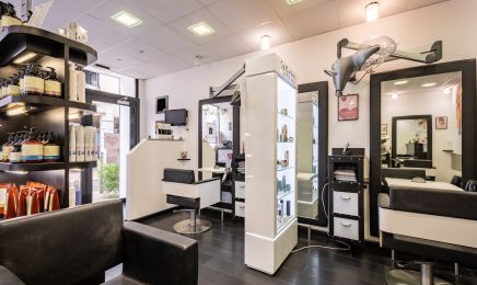 Viva la Vie by Marilyn Prevost  : Coiffeur à Villeneuve-sur-Lot