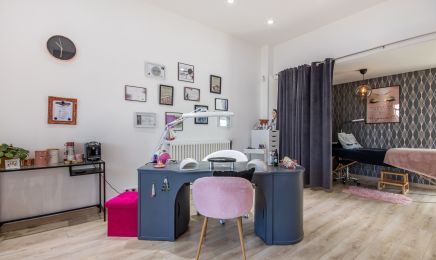 Envie d'ailleurs - Centre de Beauté Virginie C. : Manucure à Mondelange