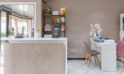 Esthétique by Lauriane (chez Espace Coiffure Mylène)  : Institut de beauté à Fos-sur-Mer