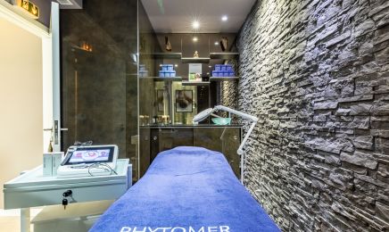LE SALON  : Manucure à Beaulieu-sur-Mer