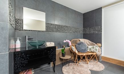Défi beauté Maître artisan esthétique : Manucure à Villecresnes