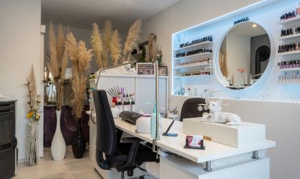 BELLINAILS : Manucure à Locon