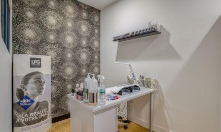 Beauty Line Esthetique  : Manucure à Chanverrie