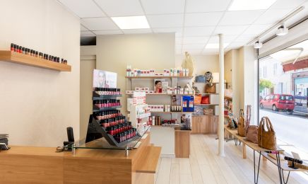 Karin'Esthétic : Institut de beauté à Vertus