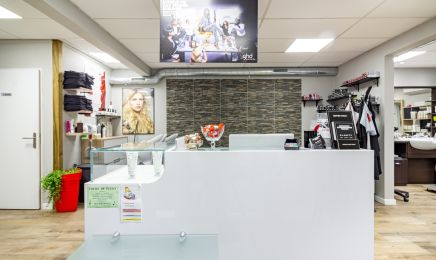 Le Salon par Aurelie TIRET - Pau  : Coiffeur à Pau