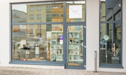 Beauty Faz : Manucure à Mondelange