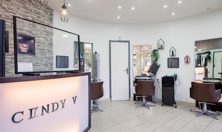 Cindy V Hairs Designers : Coiffeur à Villeneuve-le-Roi