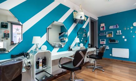 Le petit salon  : Coiffeur à Still