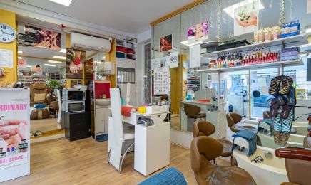 Jiviny Nails  : Manucure à Noisy-le-Grand