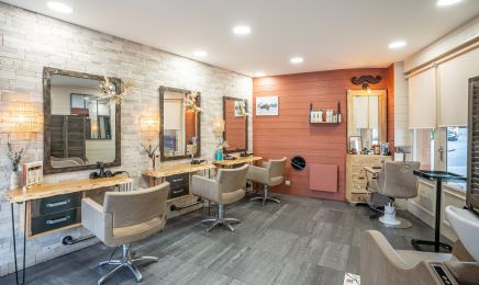 Vintage : Institut de beauté à Saint-Arnoult