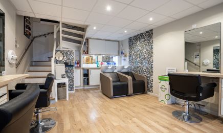 Un Salon à Part : Coiffeur à Cantenay-Épinard