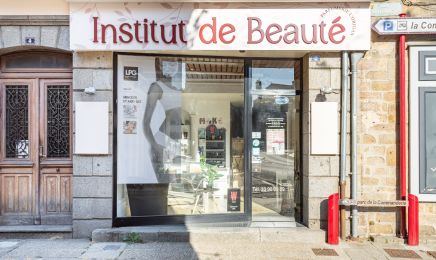 Institut parfumerie l’origan  : Manucure à Villedieu-les-Poêles-Rouffigny