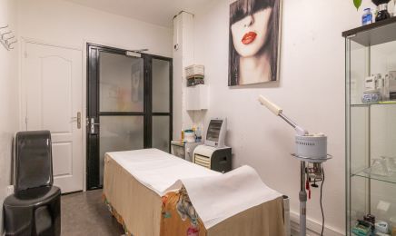 Sarah Nail : Institut de beauté à Paris
