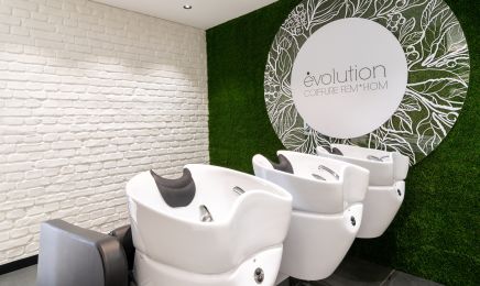 ÉVOLUTION COIFFURE : Coiffeur à Chemillé