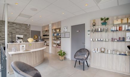 Viva la Vie - Chris'Coiffure : Institut de beauté à Champdeniers
