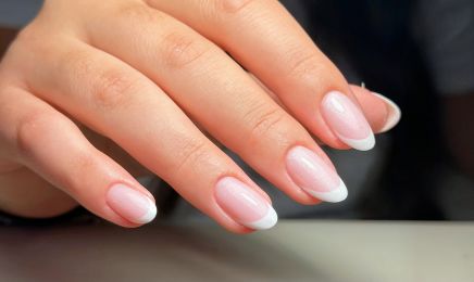 Nails.shines : Manucure à Marseille