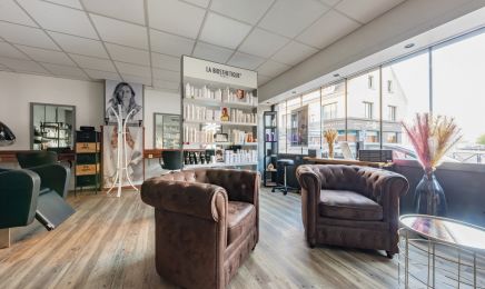 Le 7  : Coiffeur à Ploemeur