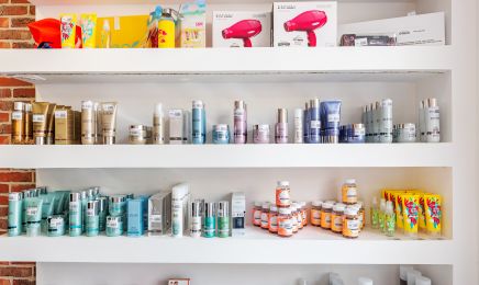 M Instant Coiffure : Manucure à Saint Romain en Gal