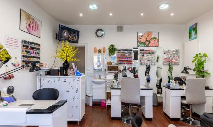 Julie Ongles : Institut de beauté à Paris