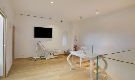 Le Faubourg UV : Institut de beauté à Moussy-le-Neuf