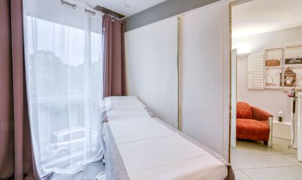 Le Loft Bordeaux - Coiffure - Institut de beauté : Manucure à Bordeaux