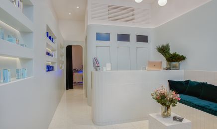 Nyude : Manucure à Paris