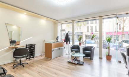 Luxury Salon : Manucure à Angers