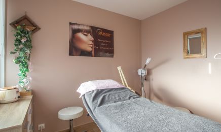 Le Boudoir des Filles : Manucure à La Valette-du-Var