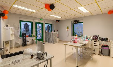 Instant Aly Beauté : Manucure à Saint-Marc-le-Blanc
