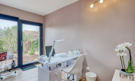 Beauté de l’ongle : Manucure à Champagné