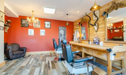 Le coin du Barbier  : Coiffeur à Bergues