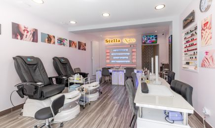 Stella Nails  : Manucure à Paris