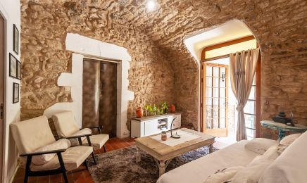 Le Boudoir de Mademoiselle : Institut de beauté à Lançon-Provence