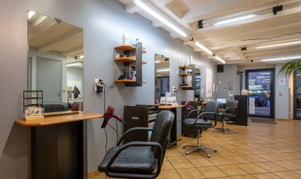Le Salon  : Coiffeur à Bussière-Poitevine