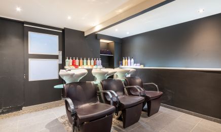 Léa Lee : Coiffeur à Paris