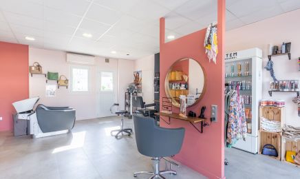 Elegance coiffure - Varennes : Manucure à Varennes-le-Grand