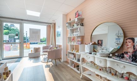 L.Institut  : Manucure à Quessoy