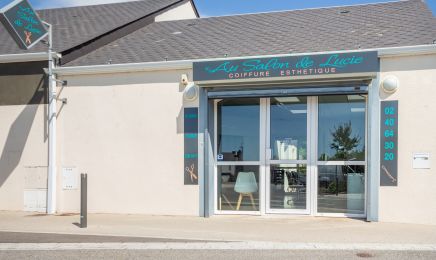 Au salon de Lucie : Coiffeur à Chauvé