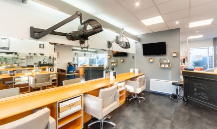 Viva La Vie - Bastille Coiffure - Tours Montjoyeux  : Coiffeur à Tours