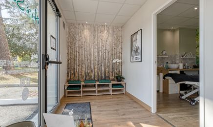 Auré Sens  : Manucure à Saint-Caprais-de-Bordeaux