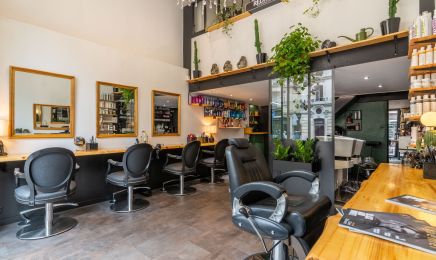 By. BASTIEN  : Coiffeur à Bordeaux