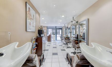 Viva La Vie by Arnault Coiffure - Saint Jean : Coiffeur à La Rochelle