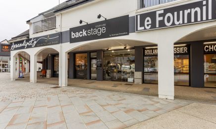 Backstage  : Coiffeur à Betton