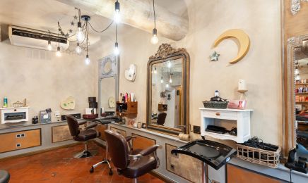 Atmosphere : Coiffeur à Lambesc
