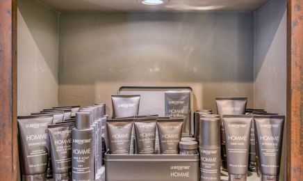 Kosmos coiffure : Coiffeur à Uzès