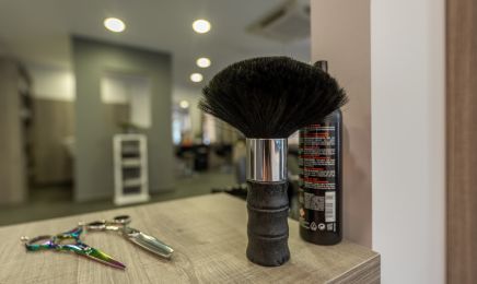 Entr'Act : Coiffeur à Fontaines-Saint-Martin