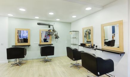 Aux Reflets D'aurore : Institut de beauté à Trélivan