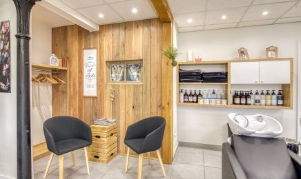 Fanny Coiffure : Coiffeur à Écuisses