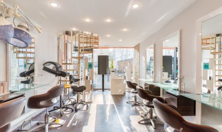Virgule Coiffure : Coiffeur à Rennes