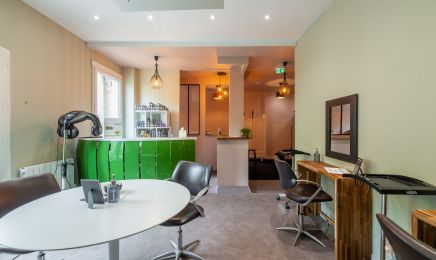 En Aparté By Lyne : Manucure à Laval